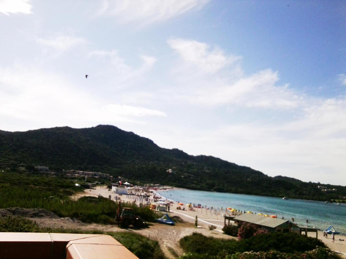 Lucky Apartment Golfo Aranci Exterior foto